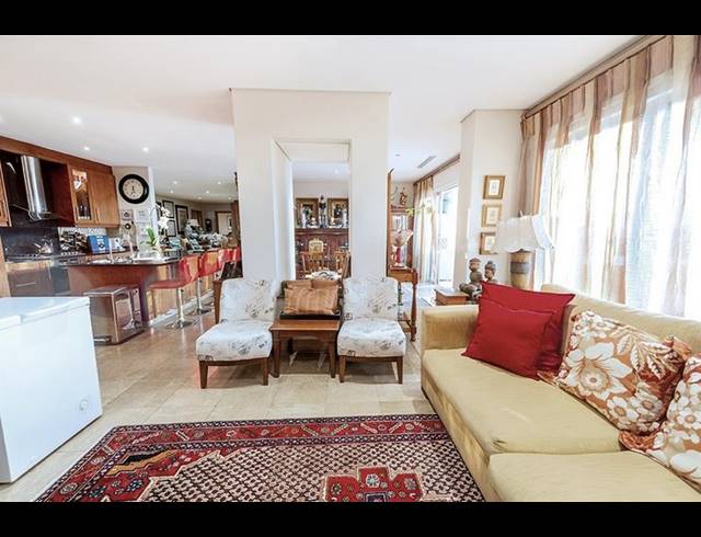 4 BEDROOM APARTMENT FOR SALE IN MORNINGSIDE